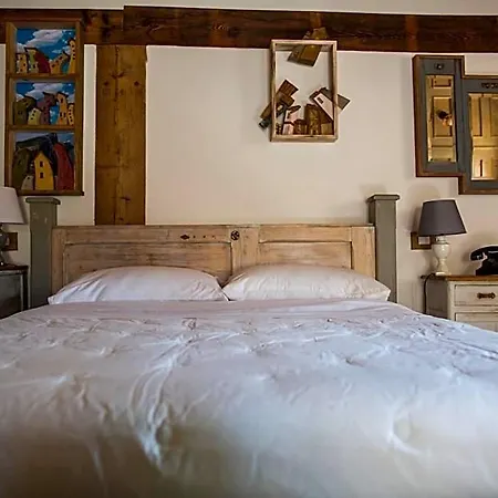 Il Cavallino Hotel Montecosaro (Marche)